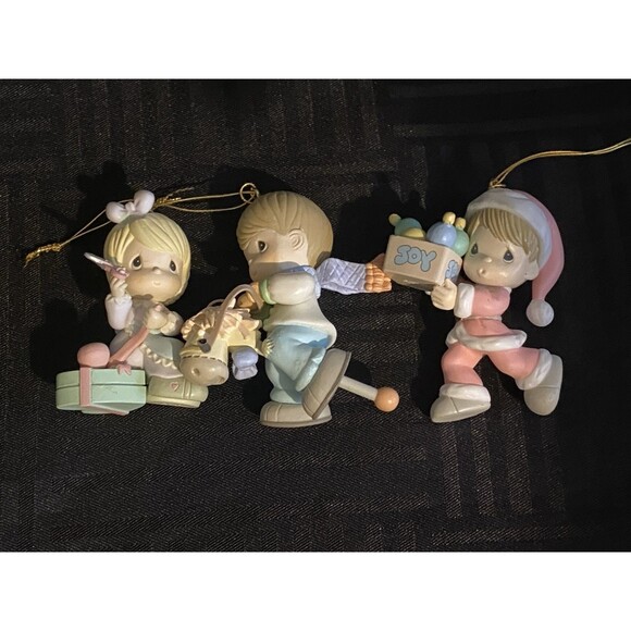 Vintage Precious Moments 1995 Christmas tree ornaments set of 3 - Picture 1 of 9